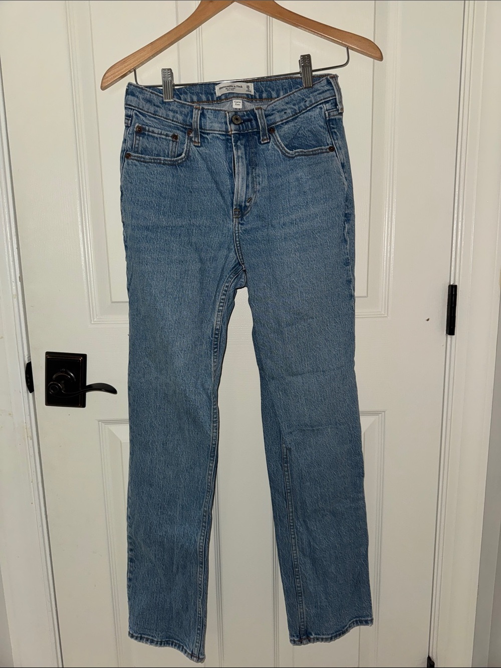 Abercrombie & Fitch Women’s the Straight Midrise Jeans in Light Blue